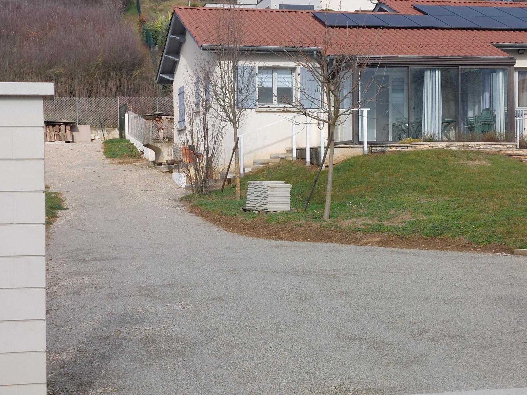 Gite Des Reguinelles Saint-Lattier Eksteriør bilde